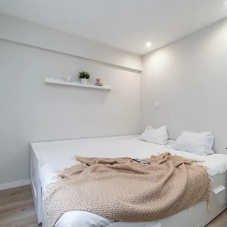 Charming Duplex With Terrace