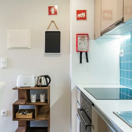 Charming Duplex With Terrace * Lisbon